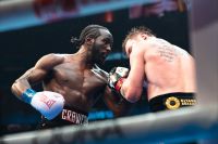 Эдвардс: "Удары Кроуфорда измотали и деморализовали Канело"