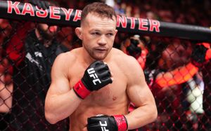 Петр Ян подписал новый контракт с UFC