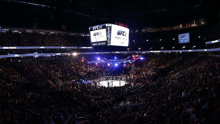 Стоимость билетов на турнир UFC в Москве составит от 1,5 до 32 тыс. рублей