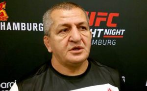 Отец и тренер Хабиба Нурмагомедова чувствует ответственность за результат перед страной»