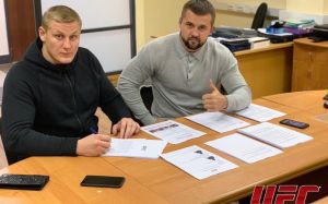 Сергей Павлович подписал контракт с UFC и проведет бой с Алистаром Оверимом