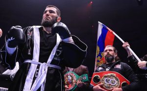 Крейг Ричардс: "Бетербиев немного замедлился"