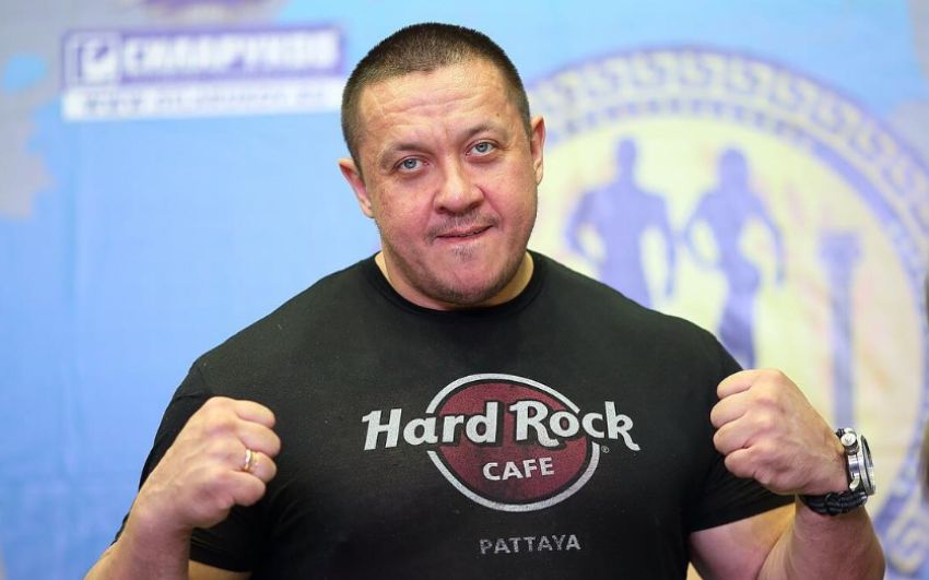 Михаил Кокляев пообещал бесплатно вставить все зубы Александру Емельяненко