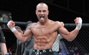 Эдди Альварес встретиться с Дастином Пойре на UFC 211