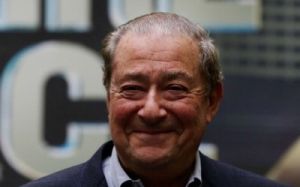 Арум о победе Ломаченко: Ещё раунд — и Уолтерс был бы нокаутирован