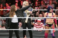 Ронда Роузи может приостановить карьеру в WWE ради рождения ребенка