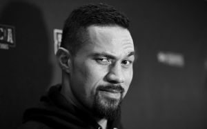Менеджер Паркера: "Джозеф был бы рад поставить Джуниора Фа на свое место"