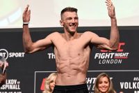 Хукер готов понести наказание от UFC за обвинения в адрес Махачева