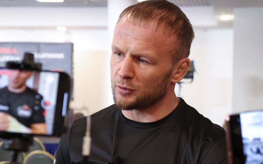 Александр Шлеменко объяснил, от чего зависит его подписание в UFC
