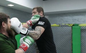 Александр Емельяненко объяснил, почему общается с Кадыровым на "ты"