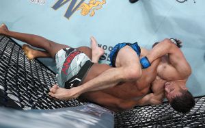 Шавкат Рахмонов "задушил" Нила Магни на UFC on ESPN 38