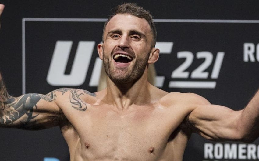Алекс Волкановски надеется, что Макс Холлоуэй согласится подраться на UFC 243 в Австралии