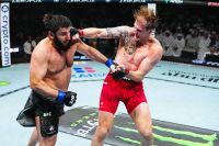 Александр Волков победил Ризвана Куниева на UFC 333