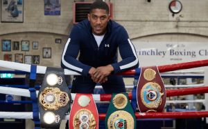 Энтони Джошуа пообещал забрать титул WBC у Тайсона Фьюри