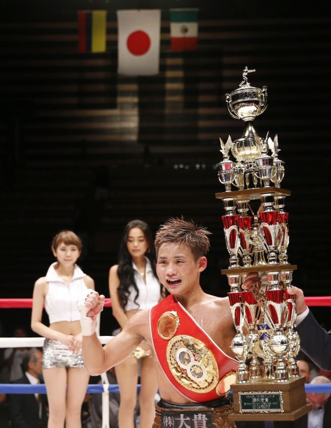 Хирото Кёгучи побил чемпиона Архумедо и взял титул IBF в восьмом бою 