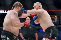 Сергей Харитонов нокаутировал Роя Нельсона на Bellator 207