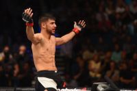 Кенни Флориан считает поведение Яира Родригеса на UFC в Мехико "неподобающим"
