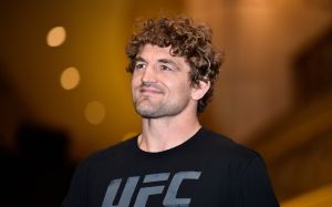Чейл Соннен: "Аскрену не нужно завершать карьеру, но ему есть, чем заняться"