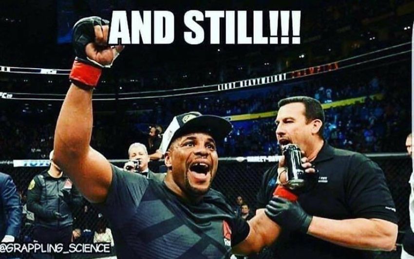 Джон Джонс высмеял победу Дэниеля Кормье на UFC 210