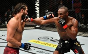 Хорхе Масвидаль - Усману: "Чувак, нам платят за то, что мы бьемся, а ты трешься ногами"