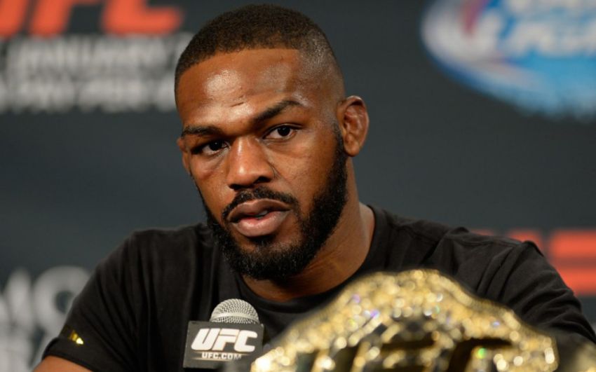 Джо Роган прокомментировал попытку UFC отменить единственное поражение Джона Джонса