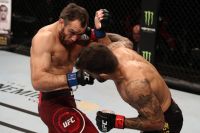 Алексей Кунченко уступил Элизеу Залески Дос Сантонсу на UFC Fight Night 170