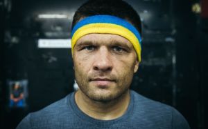Деревянченко не хочет доводить бой с Мунгией до судейского решения