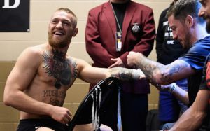 Тренер МакГрегора: "Деньги не заставят Конора покинуть UFC"