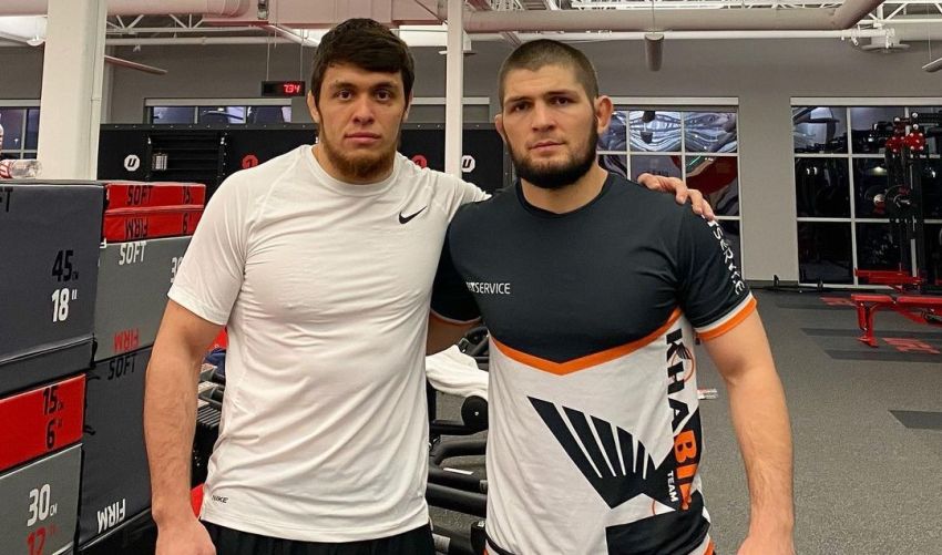 Боец ONE FC Мурад Рамазанов обратился к Чимаеву после слов о Хабибе: "Я уверен, что порву и размажу тебя, парнишка"