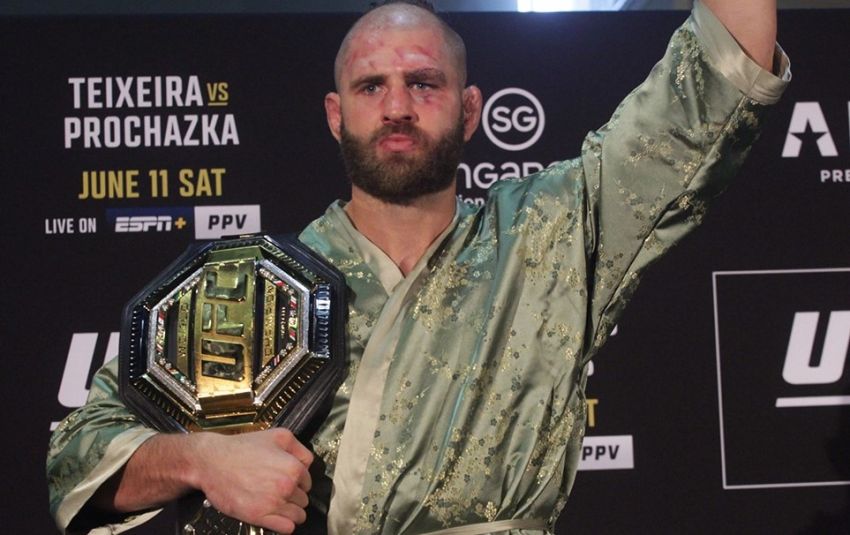 Рейтинг бойцов UFC за июль 2022 года