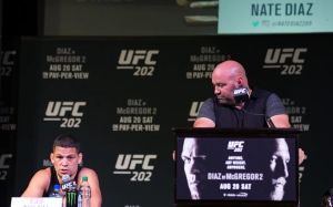 Дана Уайт отреагировал на обвинения Нейта Диаса, что UFC держит его в заложниках