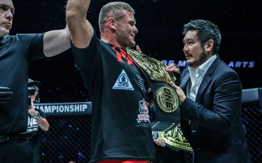 Президент ONE Championship говорит, что Малыхин выиграет у любого тяжеловеса