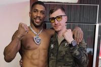 Сергей Лапин отреагировал на критику насчет работы команды Усика в углу Джошуа