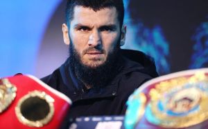 Александр Гвоздик оценил дальнейшие перспективы Бетербиева: "Он уже старый"