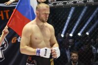 Персидский Дагестанец - о словах Шлеменко насчет UFC: "Ему, наверно, 45 лет. Молодой человек мог такие слова сказать, но не Александр"