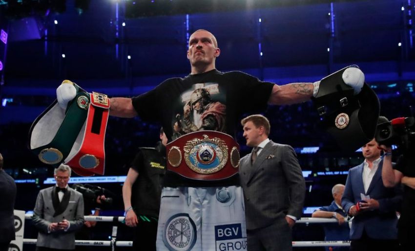 Григорий Дрозд считает Усика лучшим боксером 2021 года: "Он перевернул супертяжелый вес"