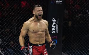 Николай Алексахин узнал дату своего дебютного боя в PFL