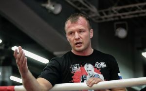 Александр Шлеменко: "Огонь и воду Чимаев не прошел еще, а медные трубы его уже сломали"