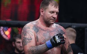 Александр Емельяненко объявил об уходе из Инстаграма: "Из-за недопустимой и возмутительной политики компании Meta я покидаю платформу"