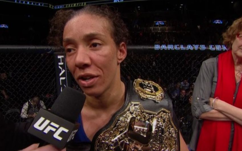 Жермейн Де Рандами - новая первая чемпионка UFC в женском полулёгком дивизионе
