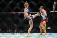 Видео боя Холли Холм - Яна Куницкая UFC on ESPN 43