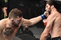 Шамиль Гамзатов досрочно проиграл Михалу Олексийчуку на UFC 267