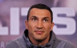 Сергей Деревянченко прокомментировал возможное возвращение Кличко на ринг: "Владимир в очень хорошей форме"