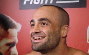 Дана Уайт намерен провести реванш Альварес - Порье на турнире UFC в Калгари
