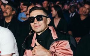 Промоутер Головкина: "Нельзя смотреть Стиву Роллсу за спину!"