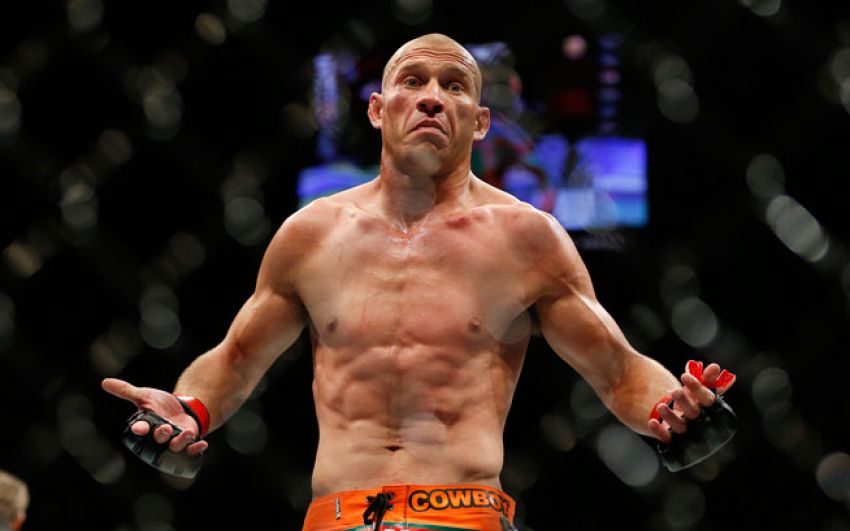 Робби Лоулер и Дональд Серроне встретятся на UFC 214