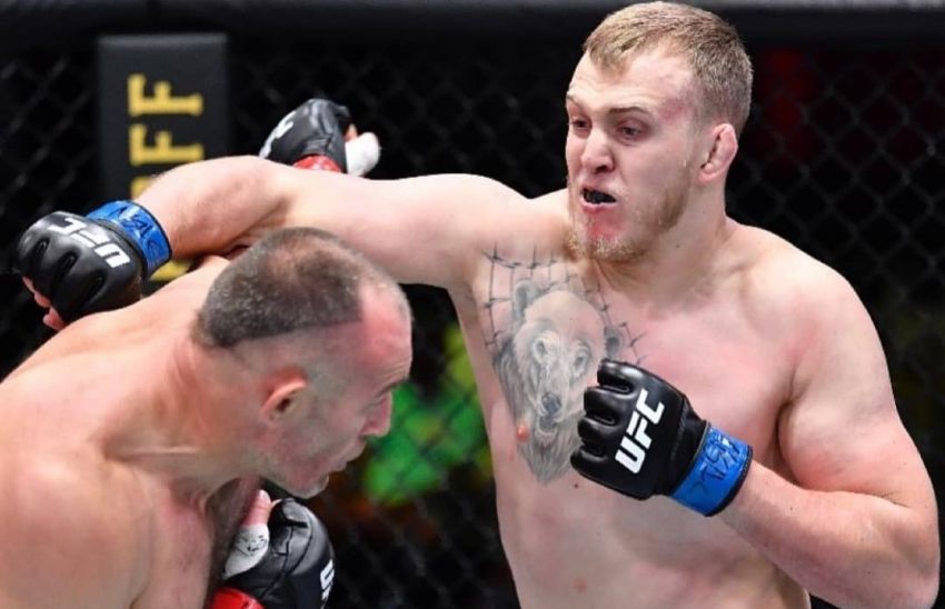 Сергей Спивак победил Алексея Олейника на UFC on ESPN 25