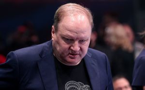 Владимир Хрюнов пообещал привезти Бритни Спирс на бой Пакьяо и МакГрегора в России