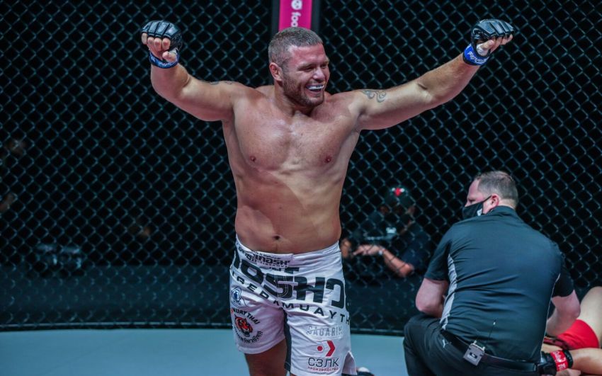 Анатолий Малыхин подерется за временный титул ONE Championship