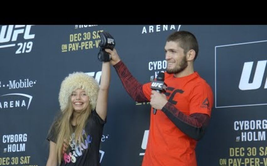 Открытая тренировка UFC 219: Сайборг - Холм, Нурмагомедов - Барбоза